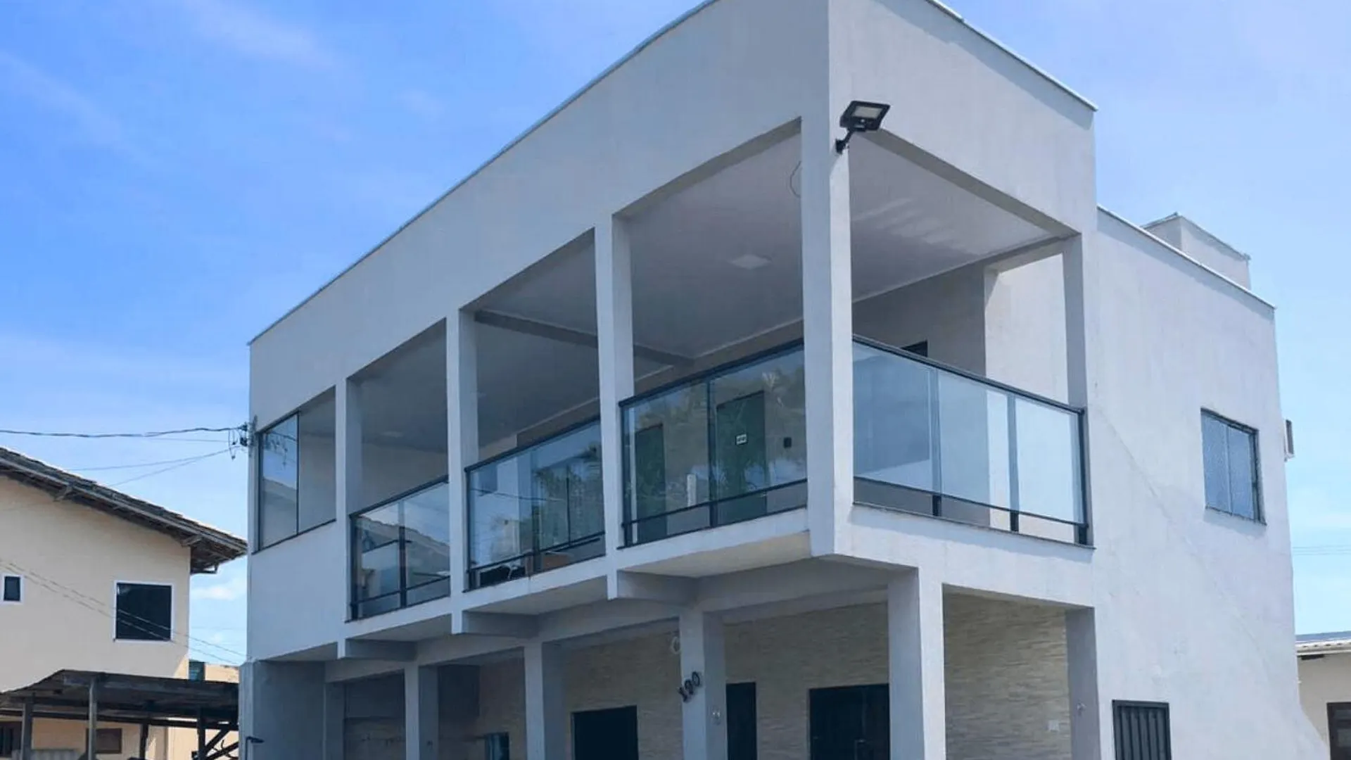 Loft\'S -260M Da Praia- C/ Ar -Tv Filmes E Series location