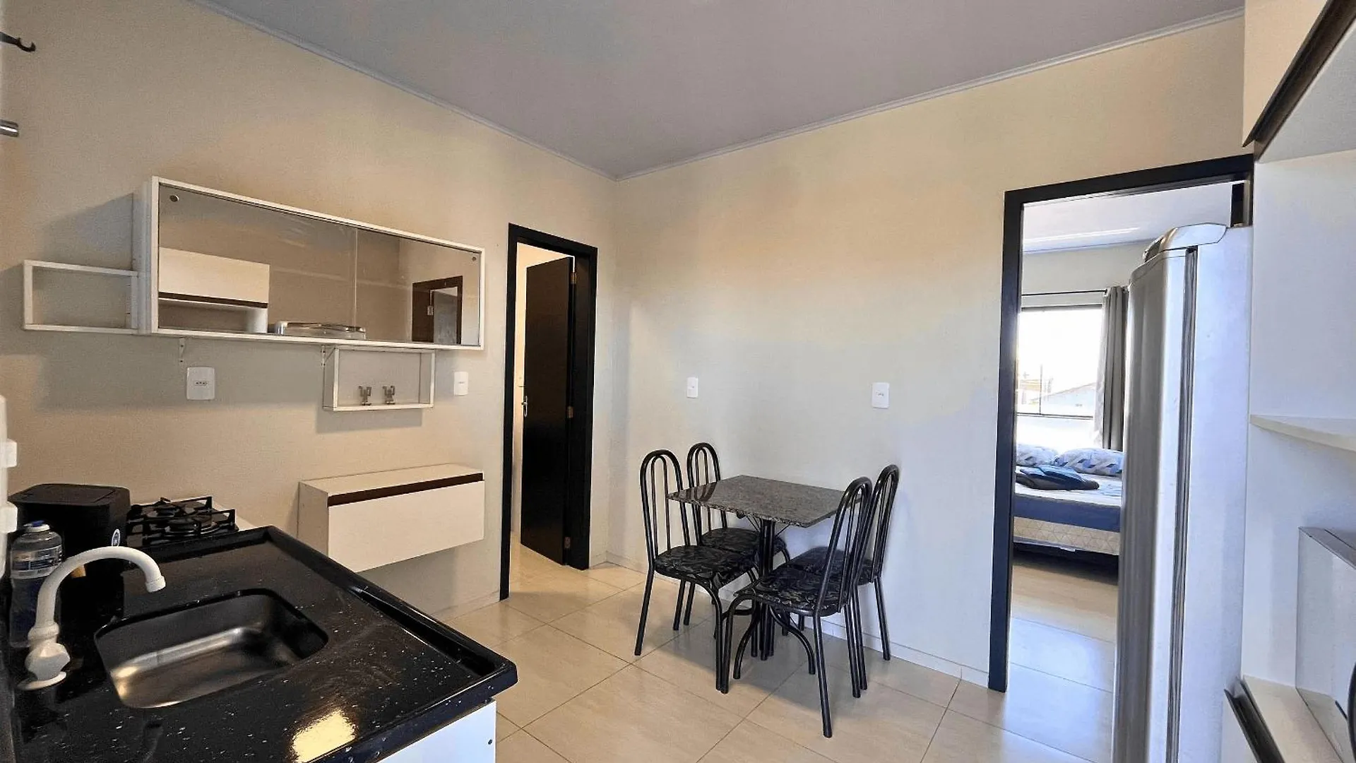 Loft'S -260M Da Praia- C/ Ar -Tv Filmes E Series Navegantes